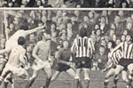<span class="style1">Sunderland defence holds firm as City pile on the pressure</span>